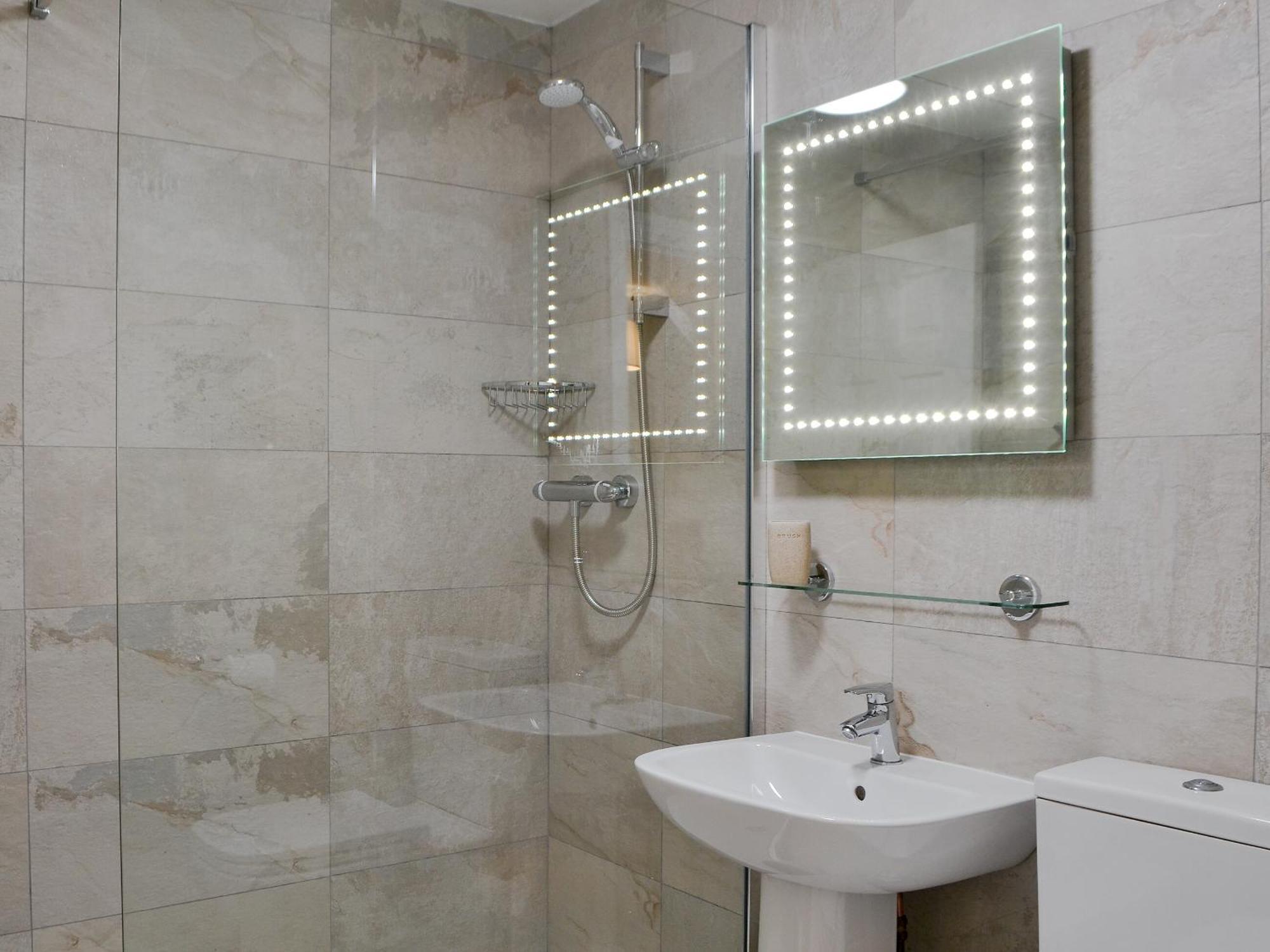 11 Elm Court Villa Кесвик Екстериор снимка